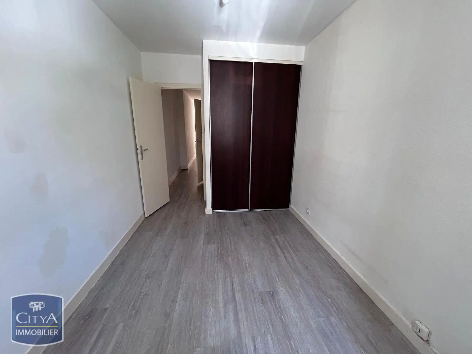 Photo 3 Appartement 1 pièce 31.78m²