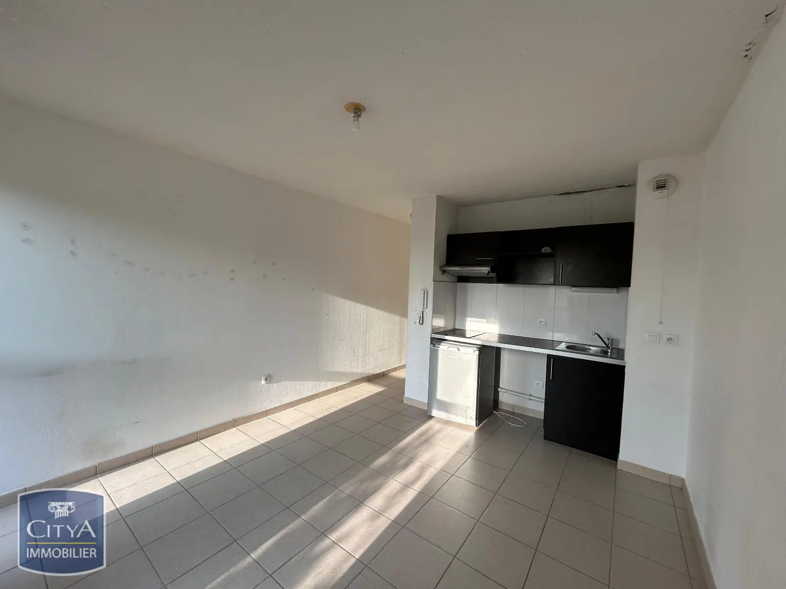 Photo 2 Appartement 1 pièce 21.79m²