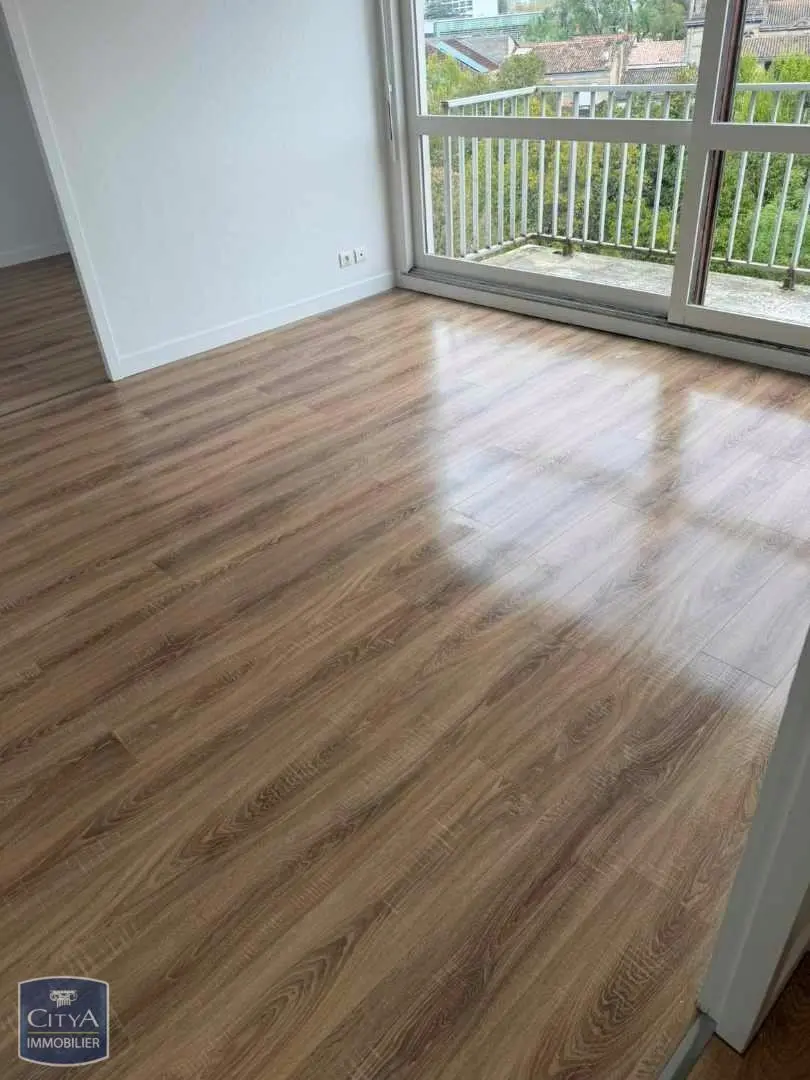 Photo 2 Appartement 2 pièces 38.56m²