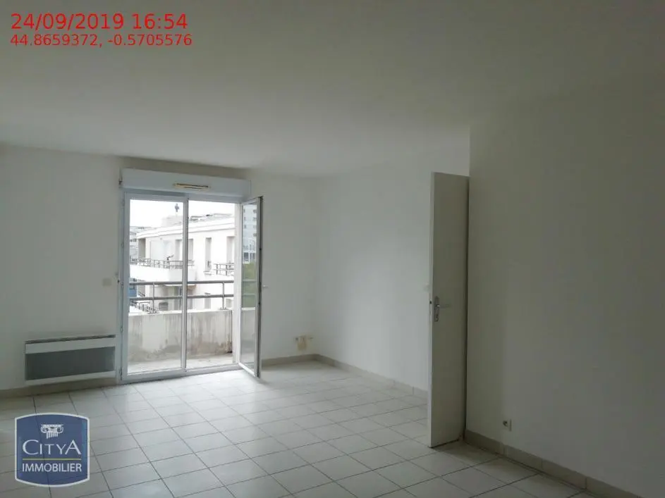 Photo 2 appartement Bordeaux