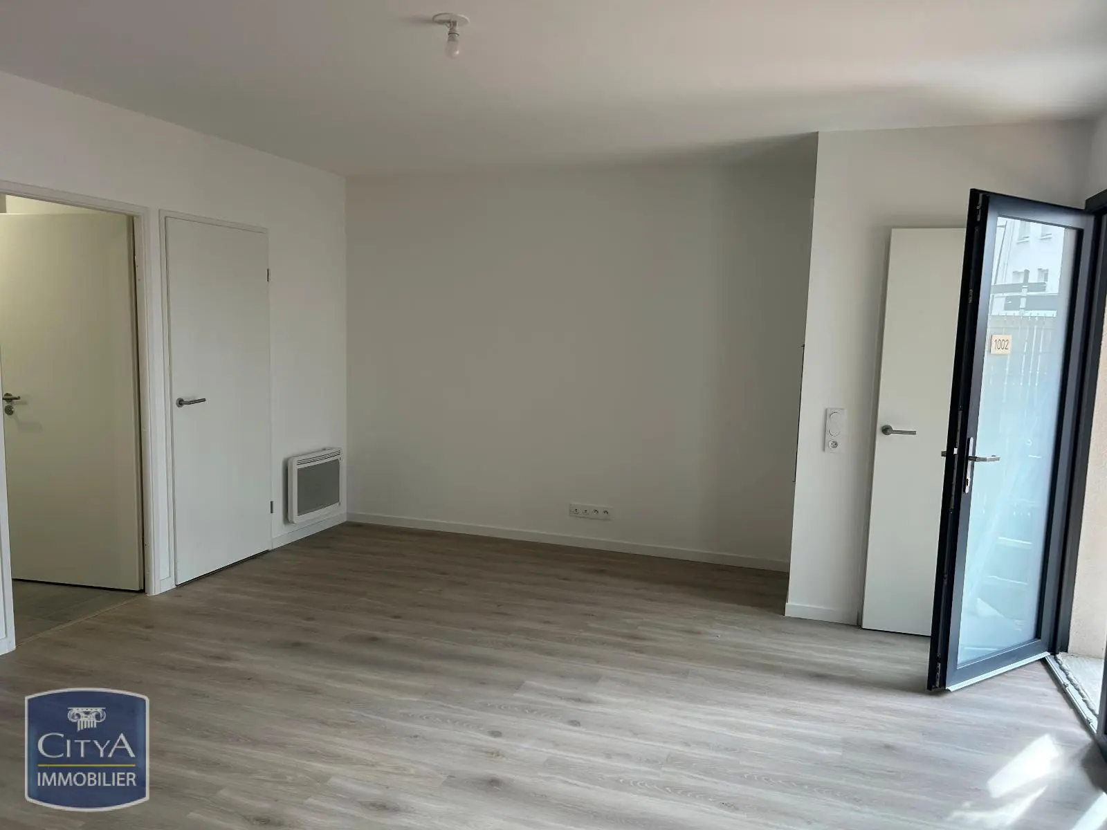 Photo 3 Appartement 1 pièce 37.52m²