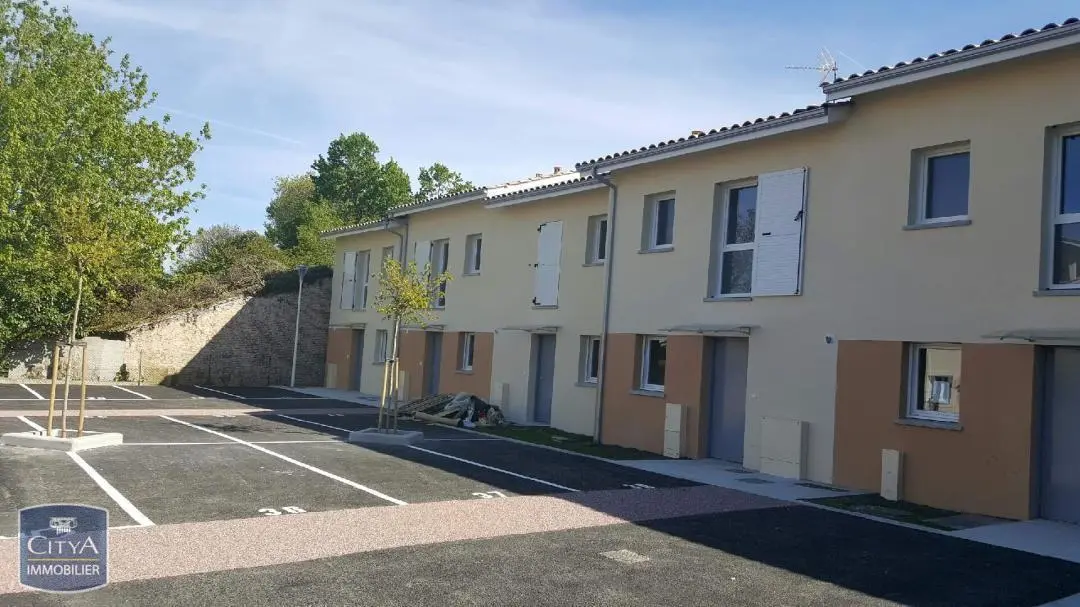 Photo 1 pour Maison 3 pièces 69.8m² Photo 1 Maison 3 pièces 69.8m²