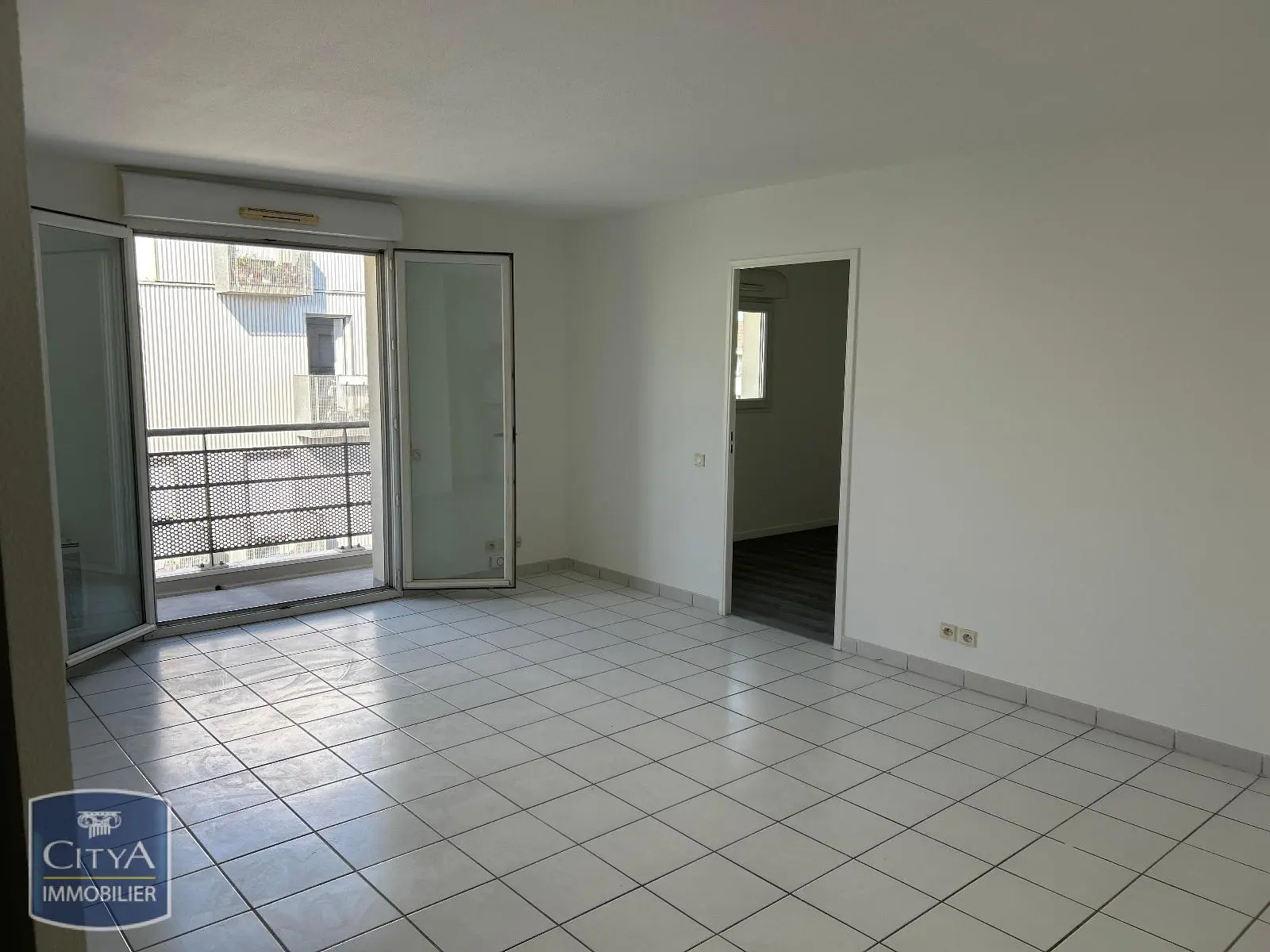 Photo 1 Appartement 2 pièces 55.9m²