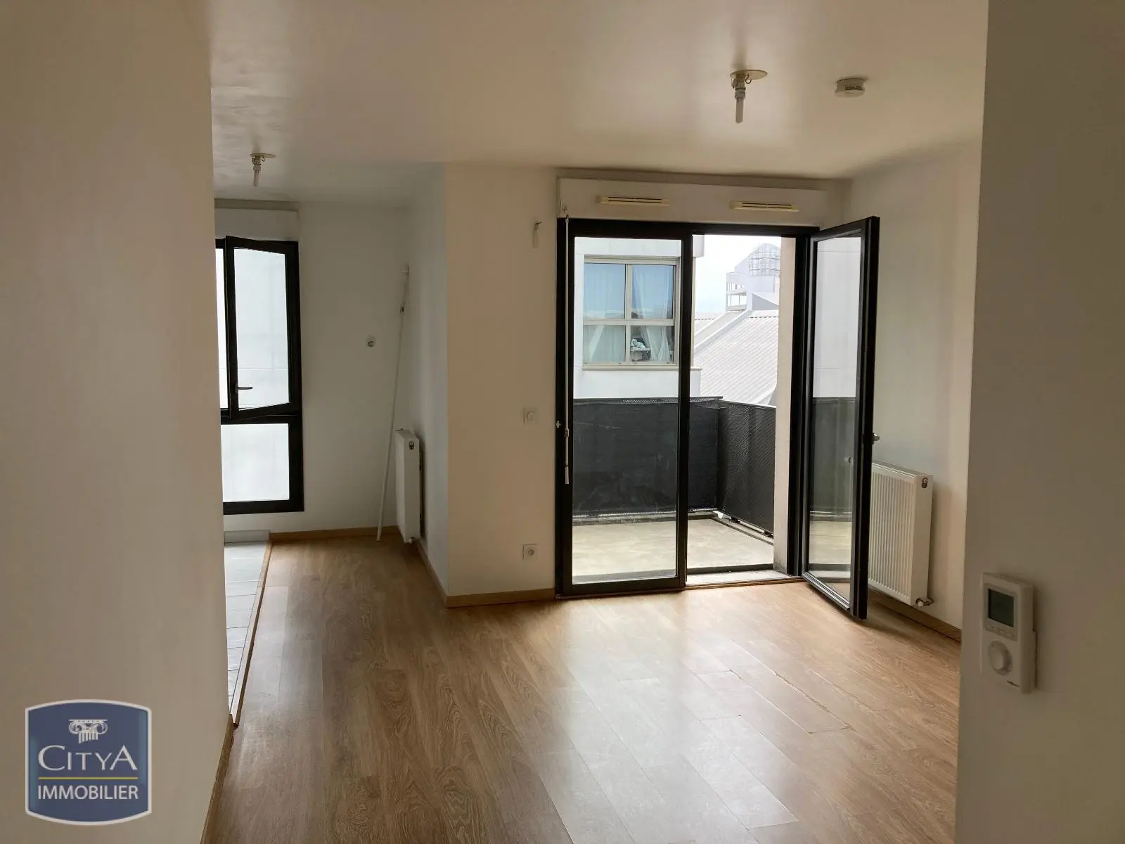 Photo 3 Appartement 1 pièce 31.89m²