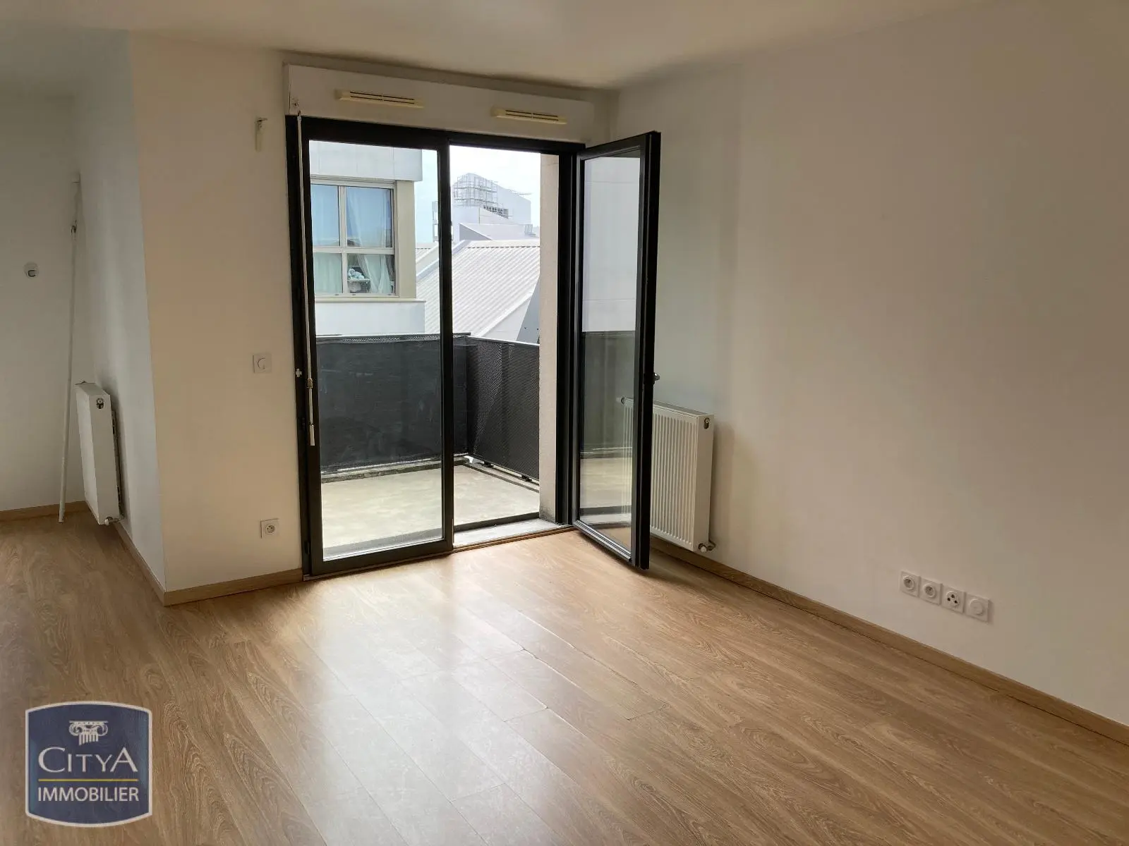 Photo 2 Appartement 1 pièce 31.89m²