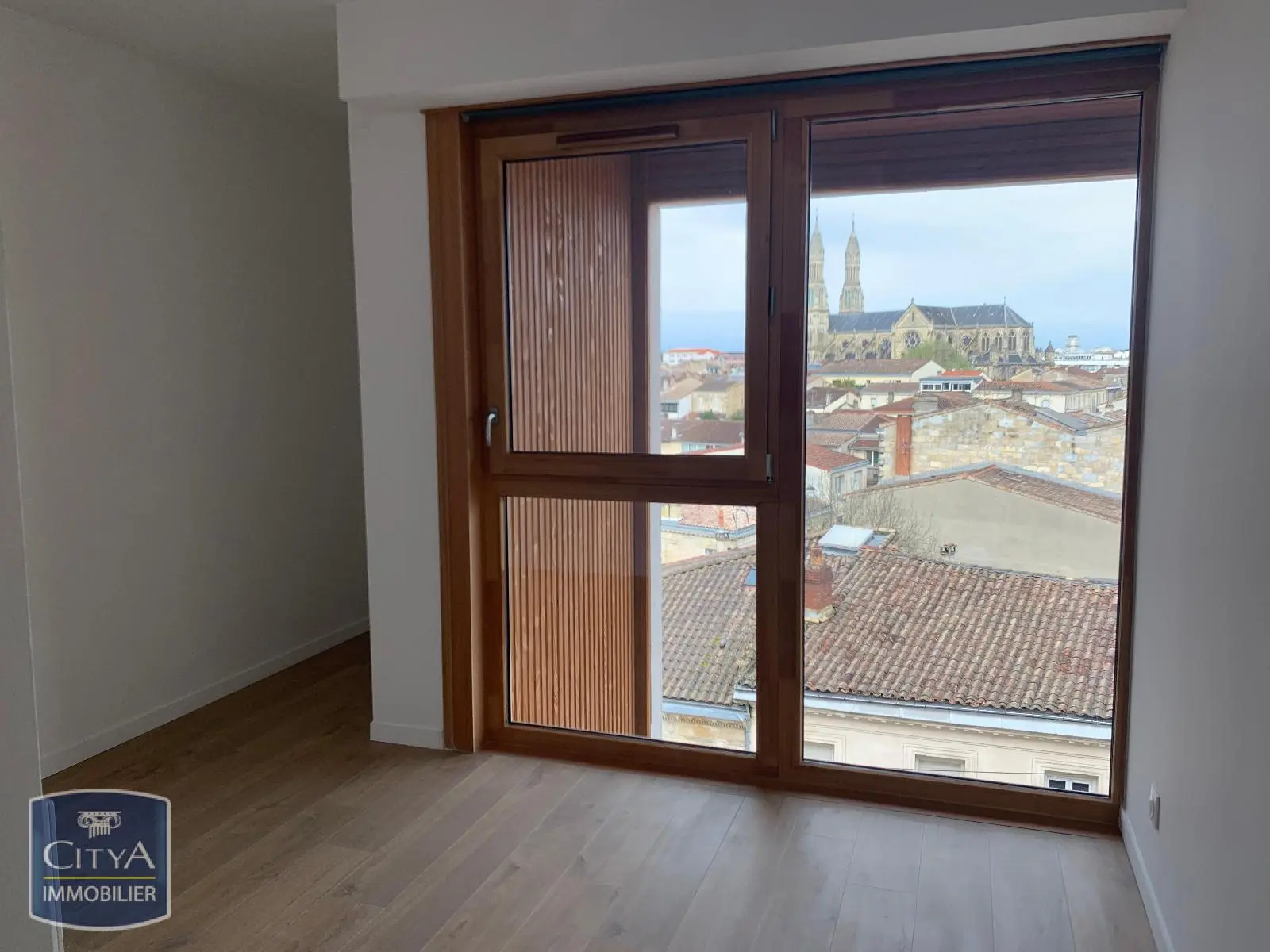 Photo 1 Appartement 3 pièces 83.64m²