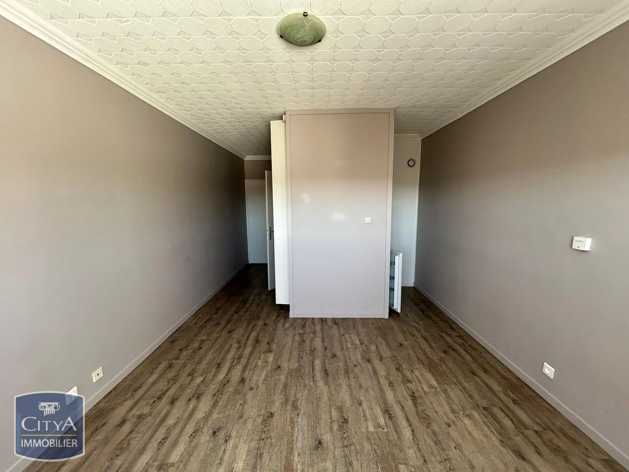 Photo 1 Appartement 1 pièce 23.33m²