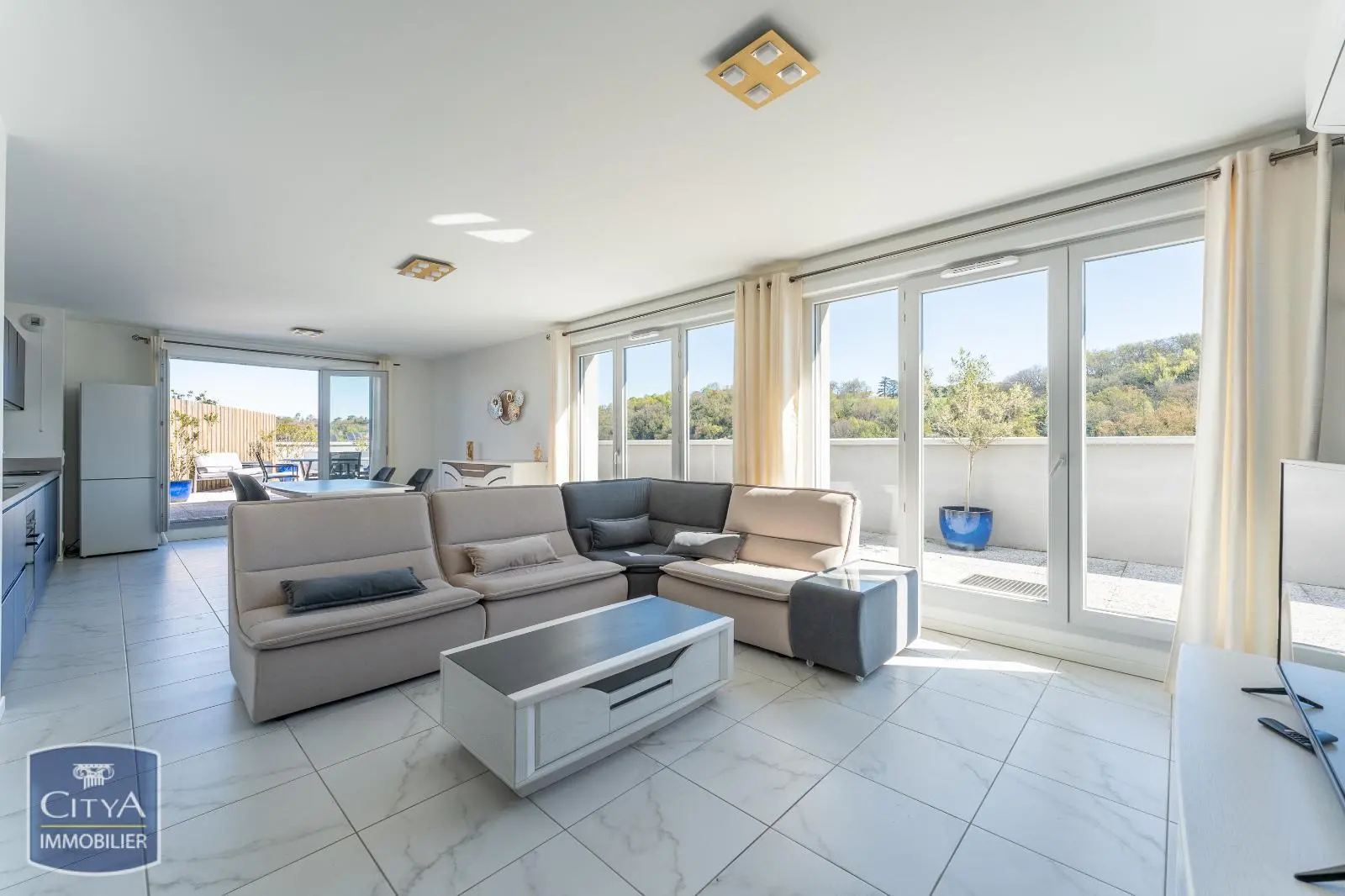 Photo 2 Appartement 4 pièces 96.8m²