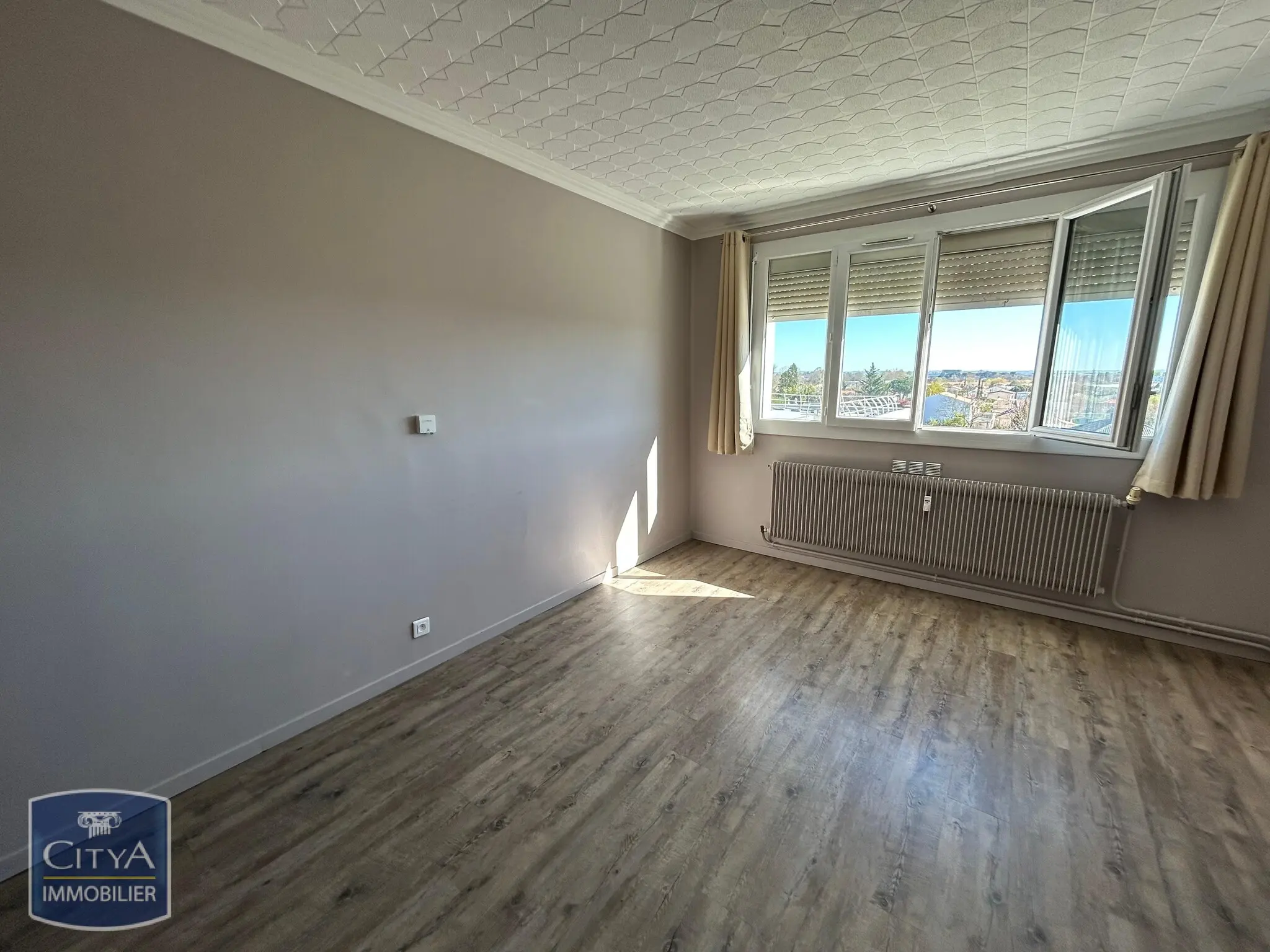 Photo 2 Appartement 1 pièce 23.33m²