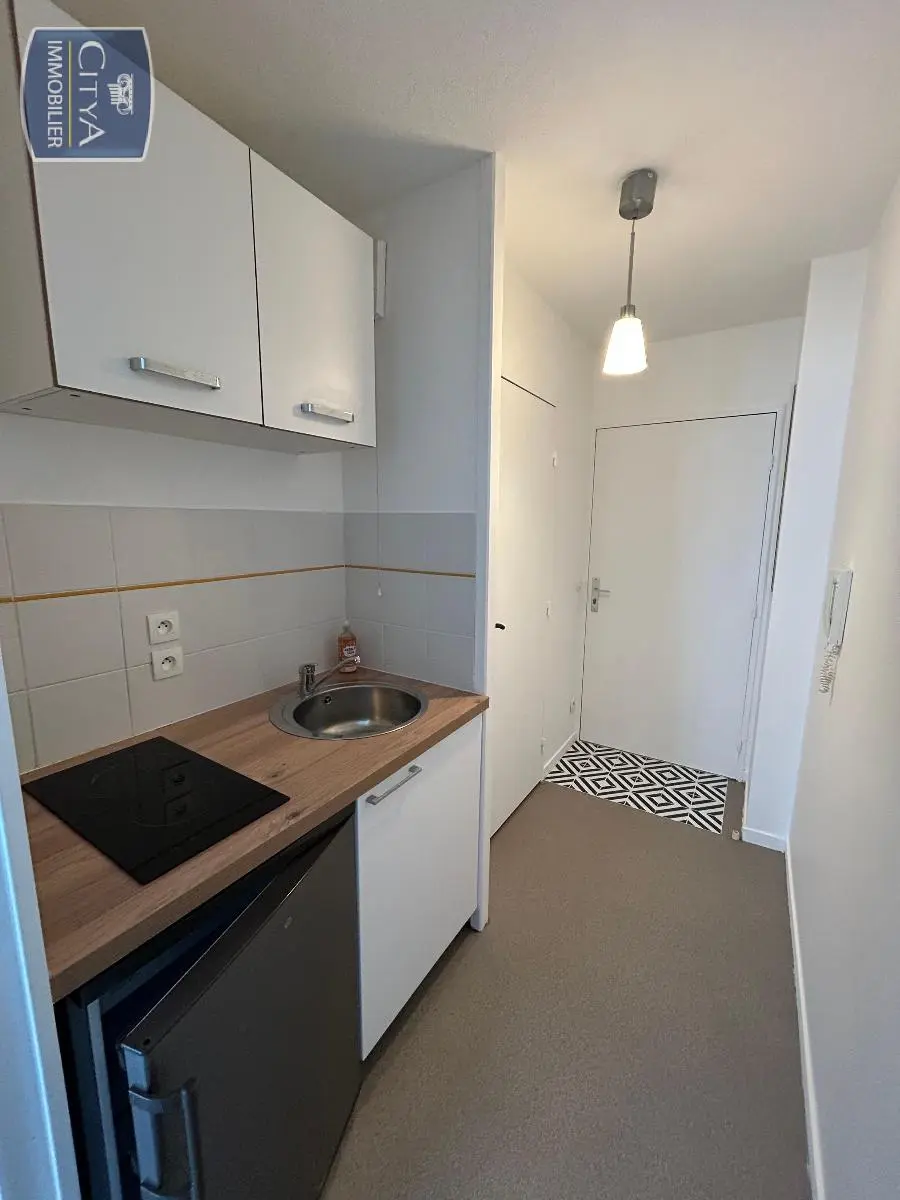 Photo 3 Appartement 1 pièce 22.56m²