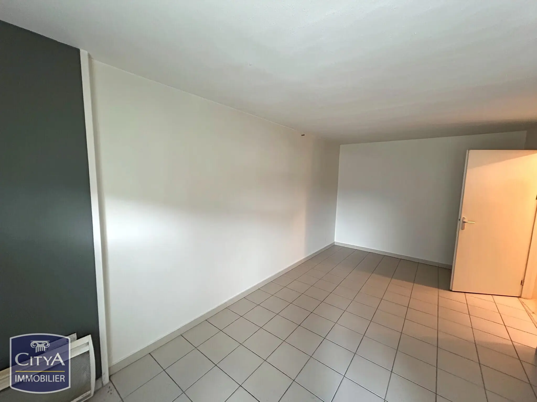 Photo 2 Appartement 1 pièce 30.6m²