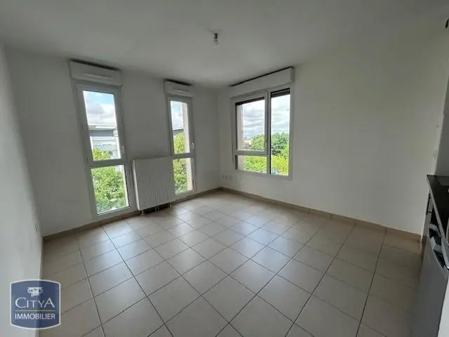 Photo 2 Appartement 1 pièce 21.9m²