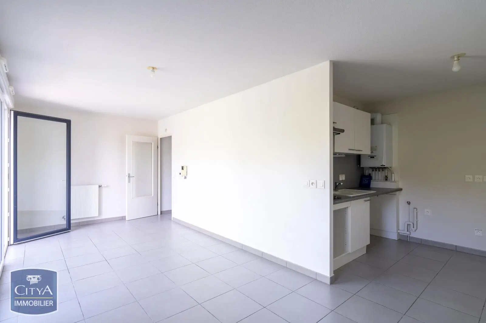 Photo 2 Appartement 1 pièce 34.72m²