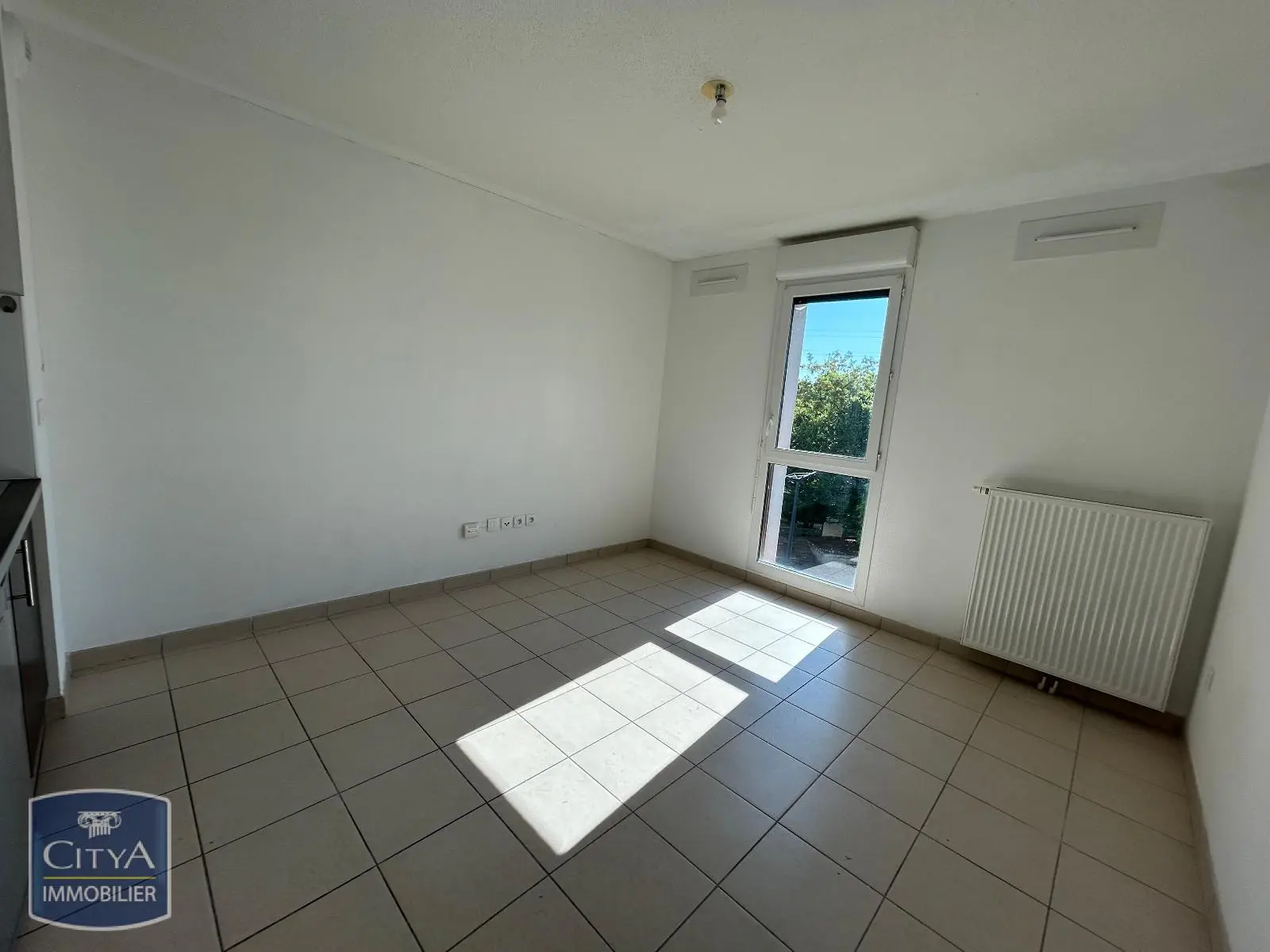 Photo 2 Appartement 1 pièce 21.61m²