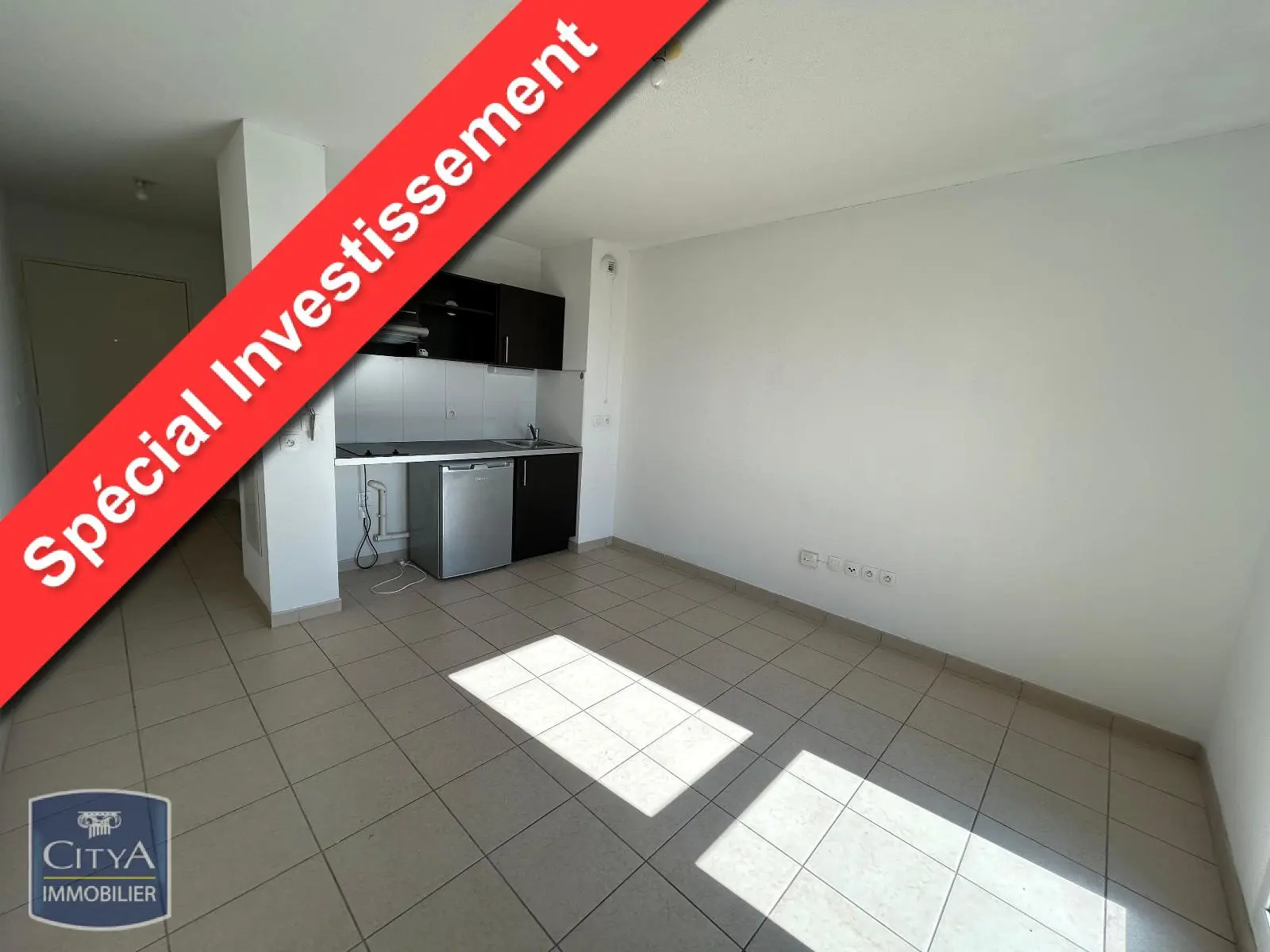Photo 1 Appartement 1 pièce 21.61m²