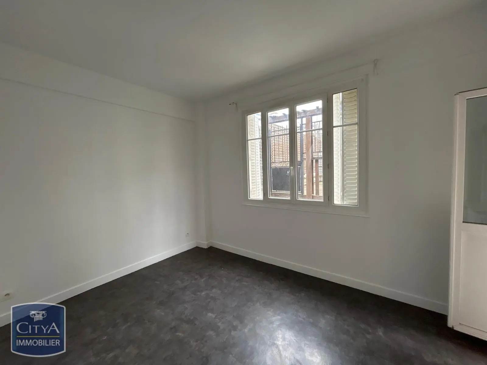 Charenton-le-Pont (94220) Appartement 2 pièces 34.05m² photo 2