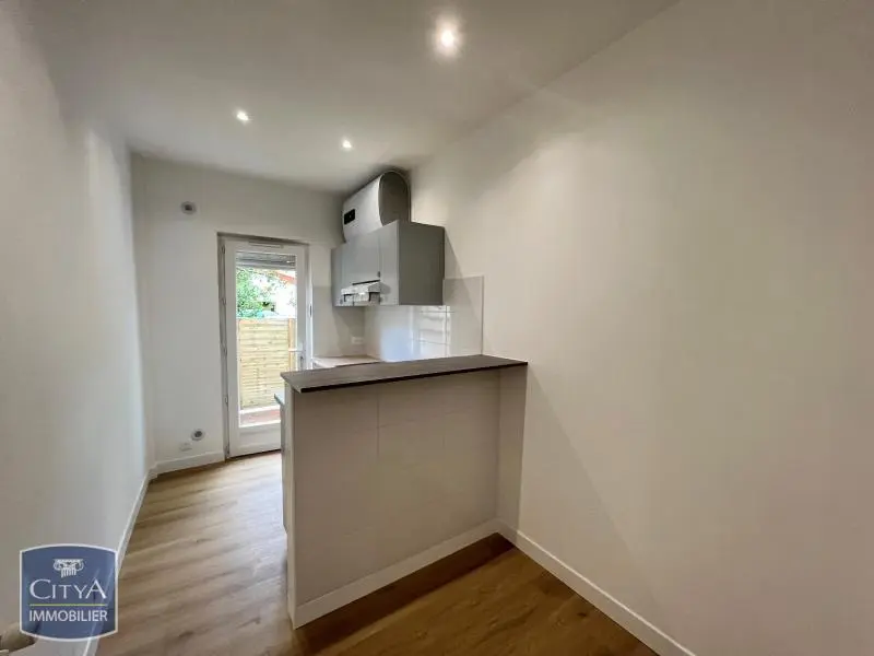 Photo 5 Appartement 1 pièce 23.98m²