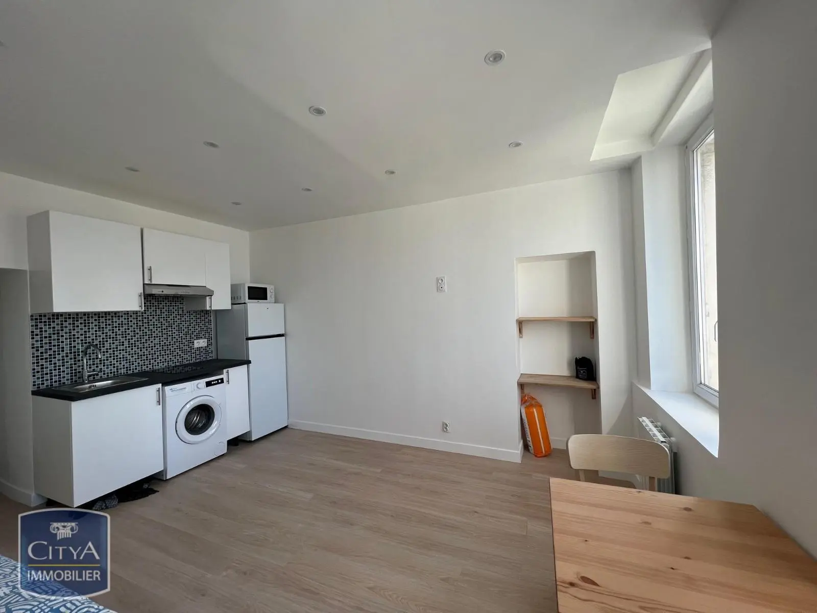 Photo 3 Appartement 1 pièce 19.56m²