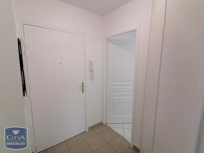 Photo 8 Appartement 1 pièce 31.67m²