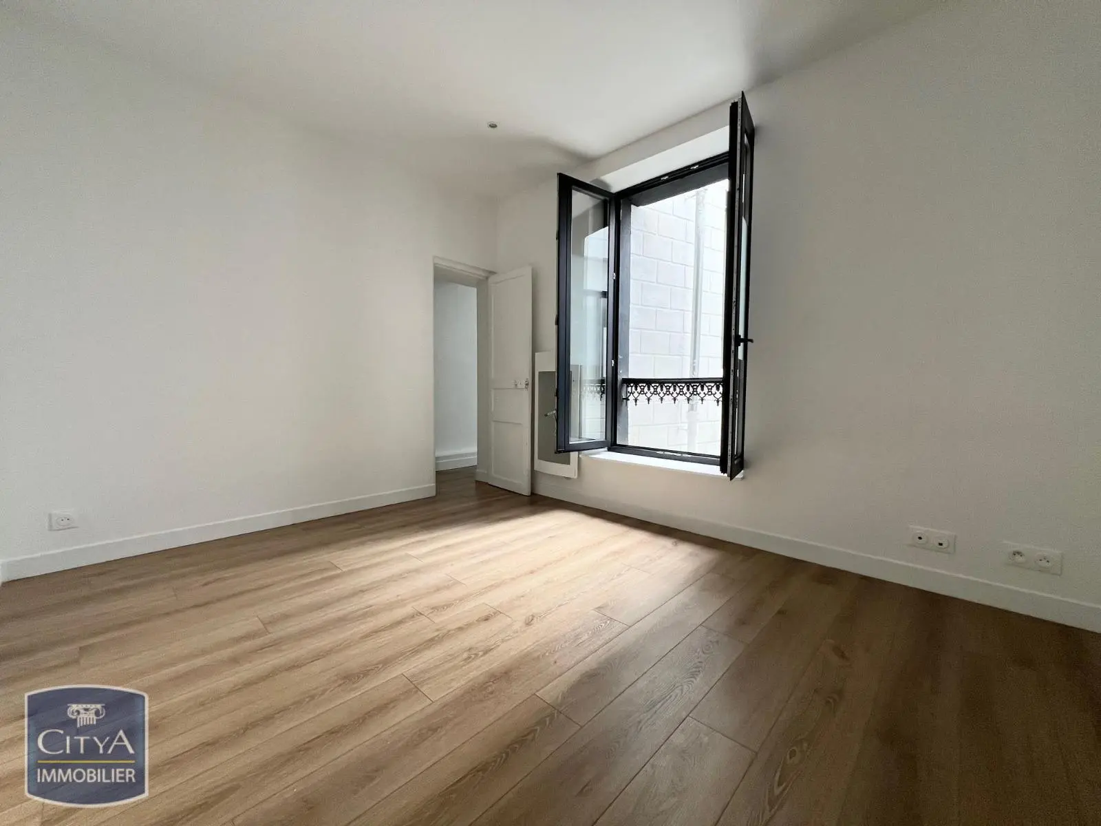 Photo 2 Appartement 2 pièces 27.08m²