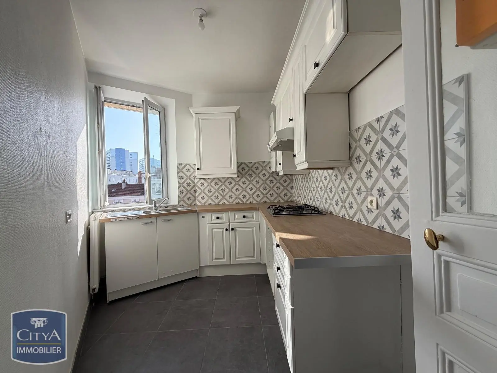 Photo 6 Appartement 4 pièces 85.28m²