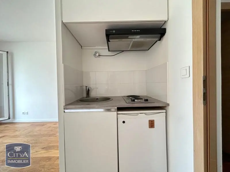 Photo 3 Appartement 1 pièce 20.33m²