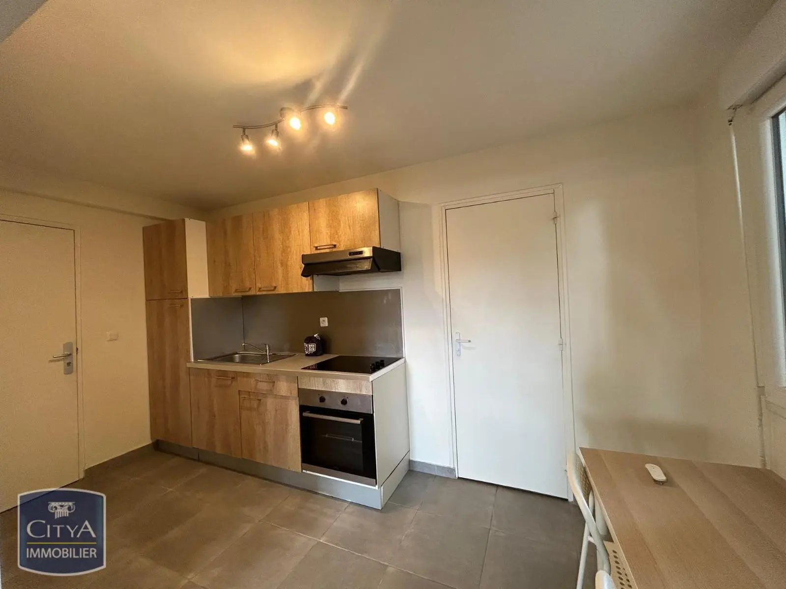 Photo 3 Appartement 1 pièce 25.03m²