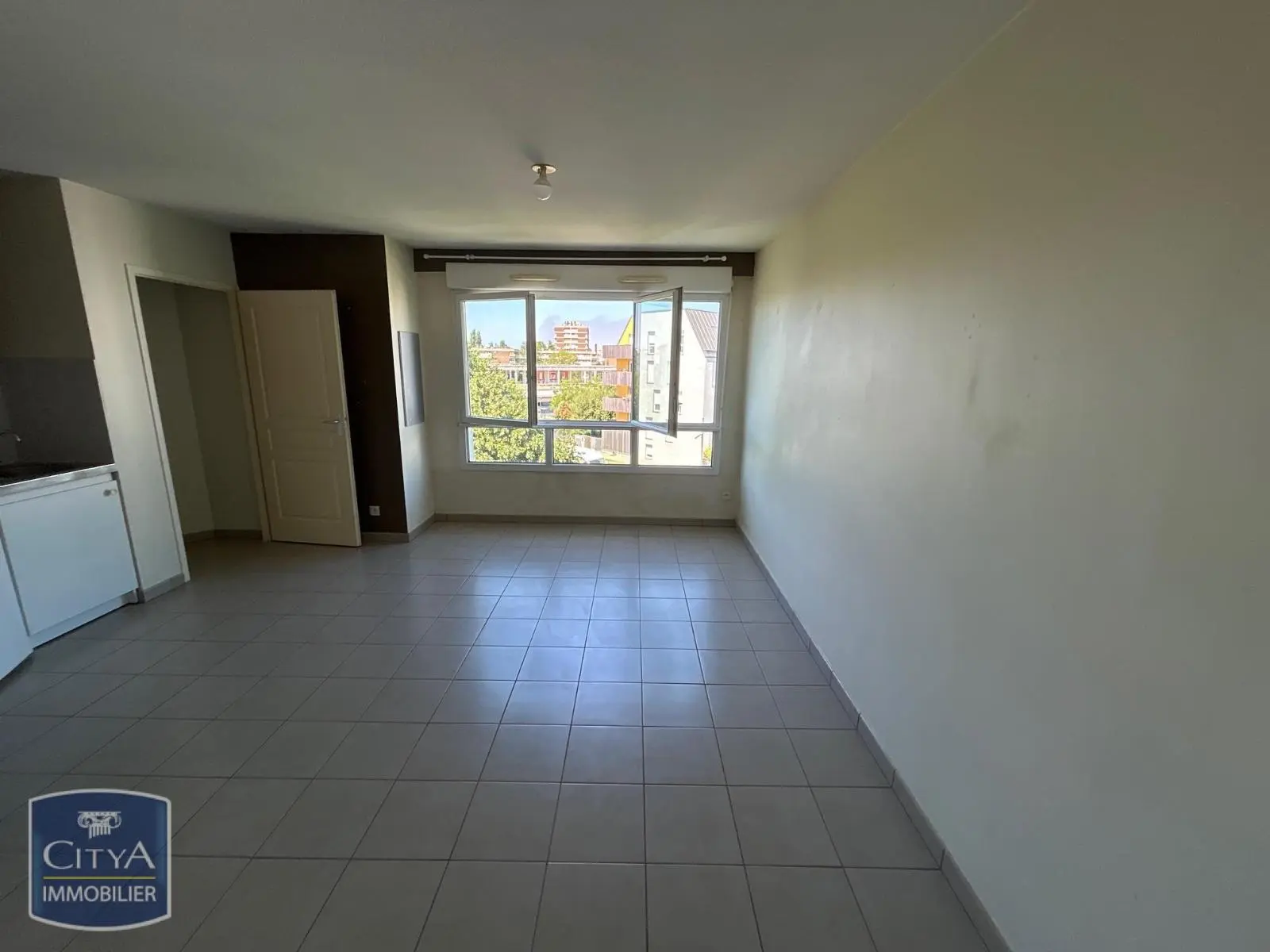 Photo 3 Appartement 1 pièce 31.32m²