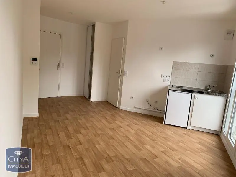 Photo 2 Appartement 1 pièce 23.95m²