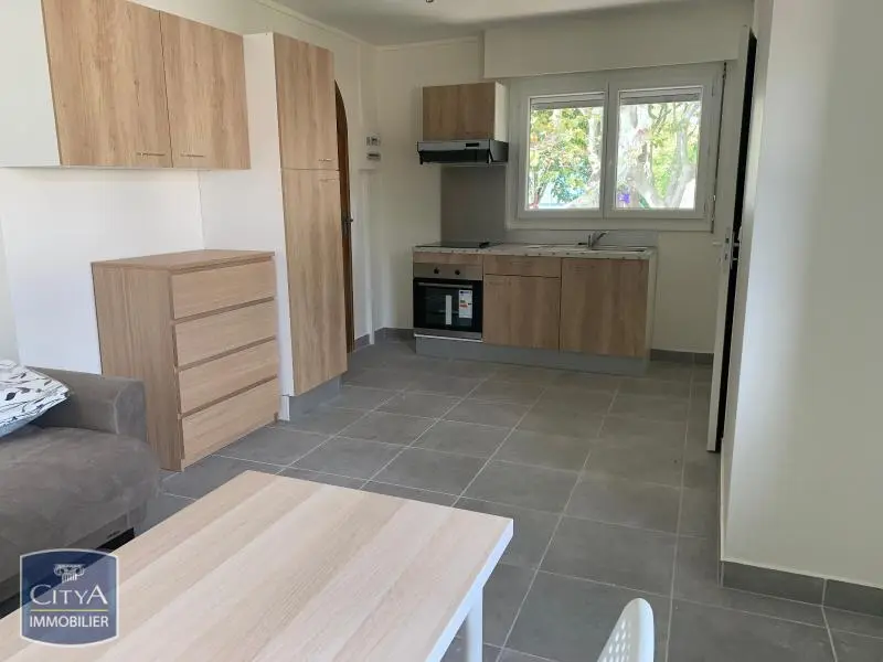 Photo 2 Appartement 1 pièce 22.26m²