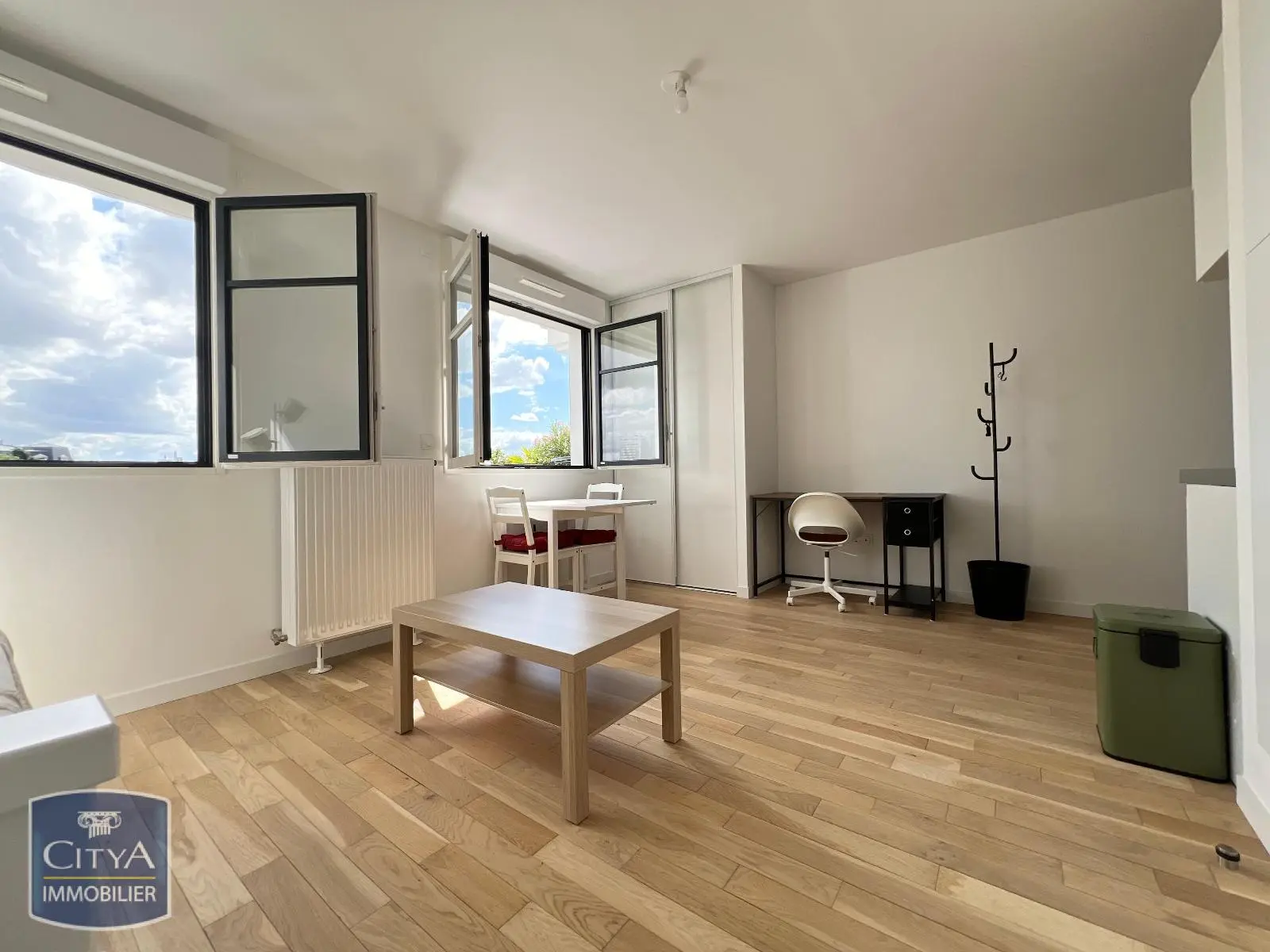 Photo 2 Appartement 1 pièce 27.54m²