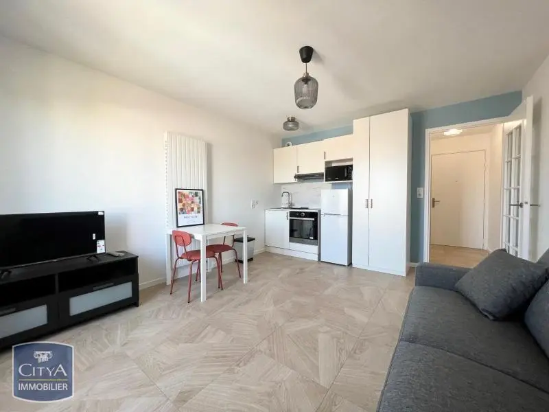 Photo 1 Appartement 1 pièce 24.46m²