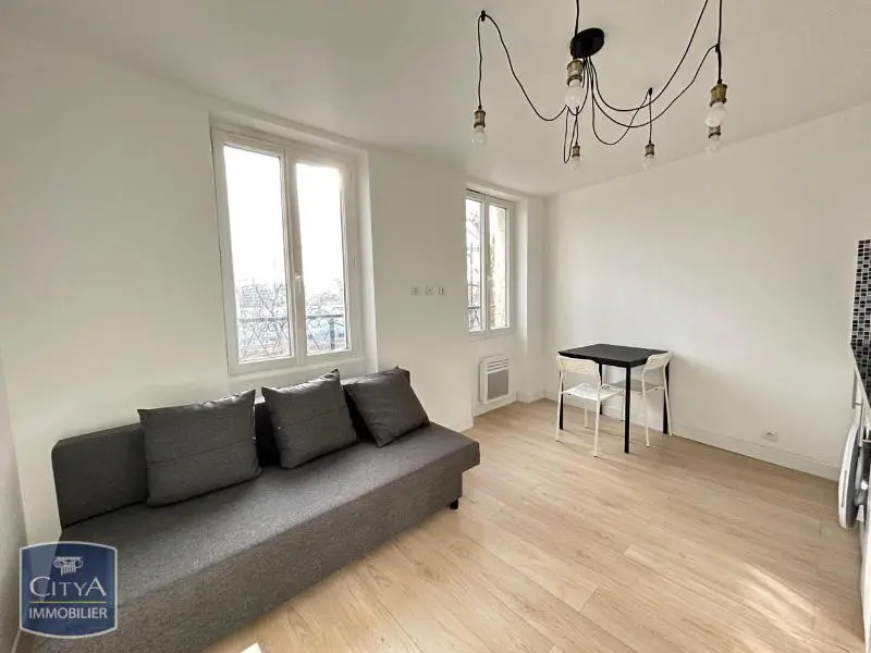 Photo 2 Appartement 1 pièce 17.1m²
