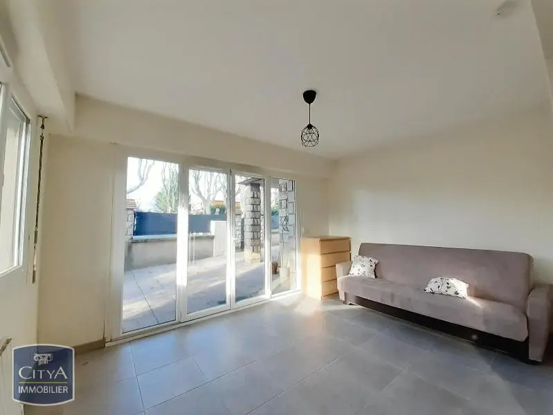 Photo 2 Appartement 1 pièce 25.03m²