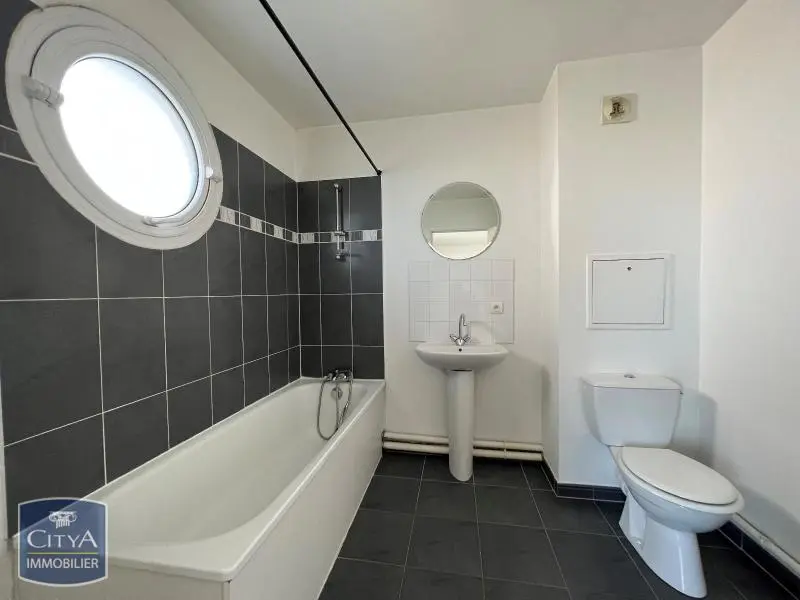 Photo 6 Appartement 1 pièce 31.84m²