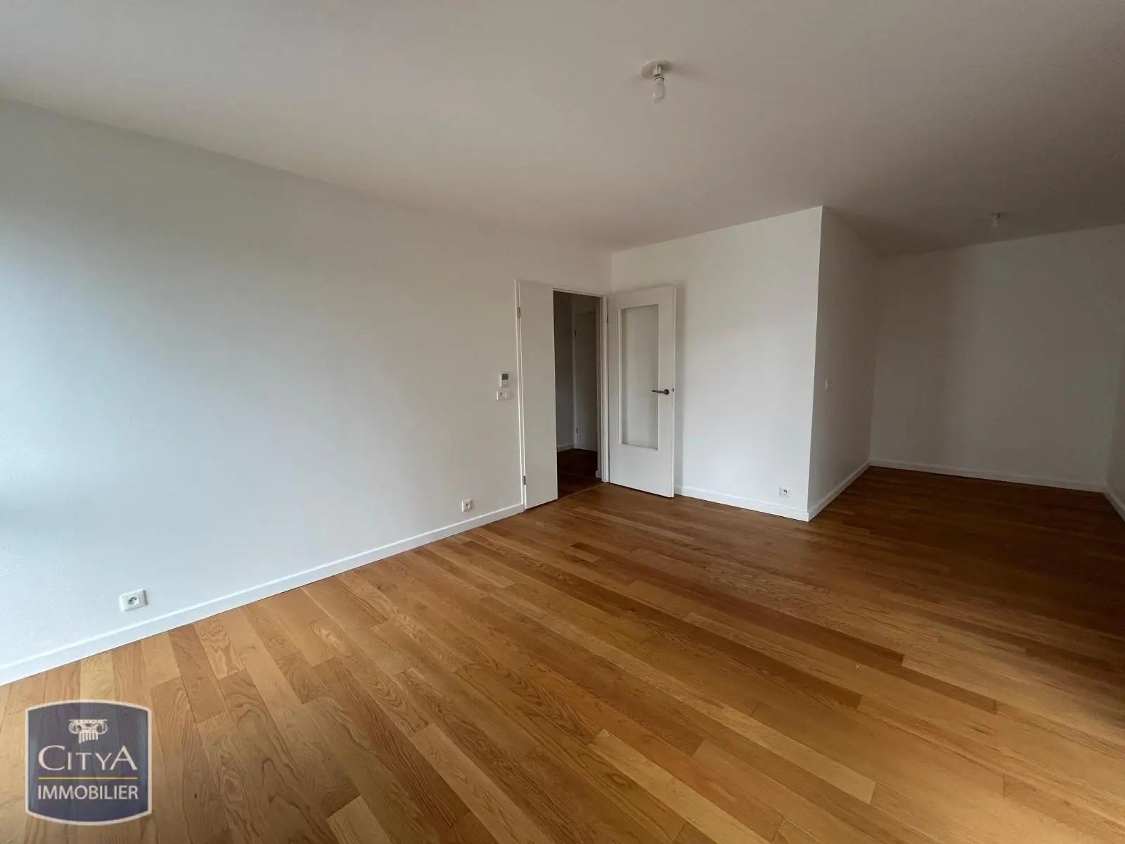 Photo 2 Appartement 2 pièces 56.2m²