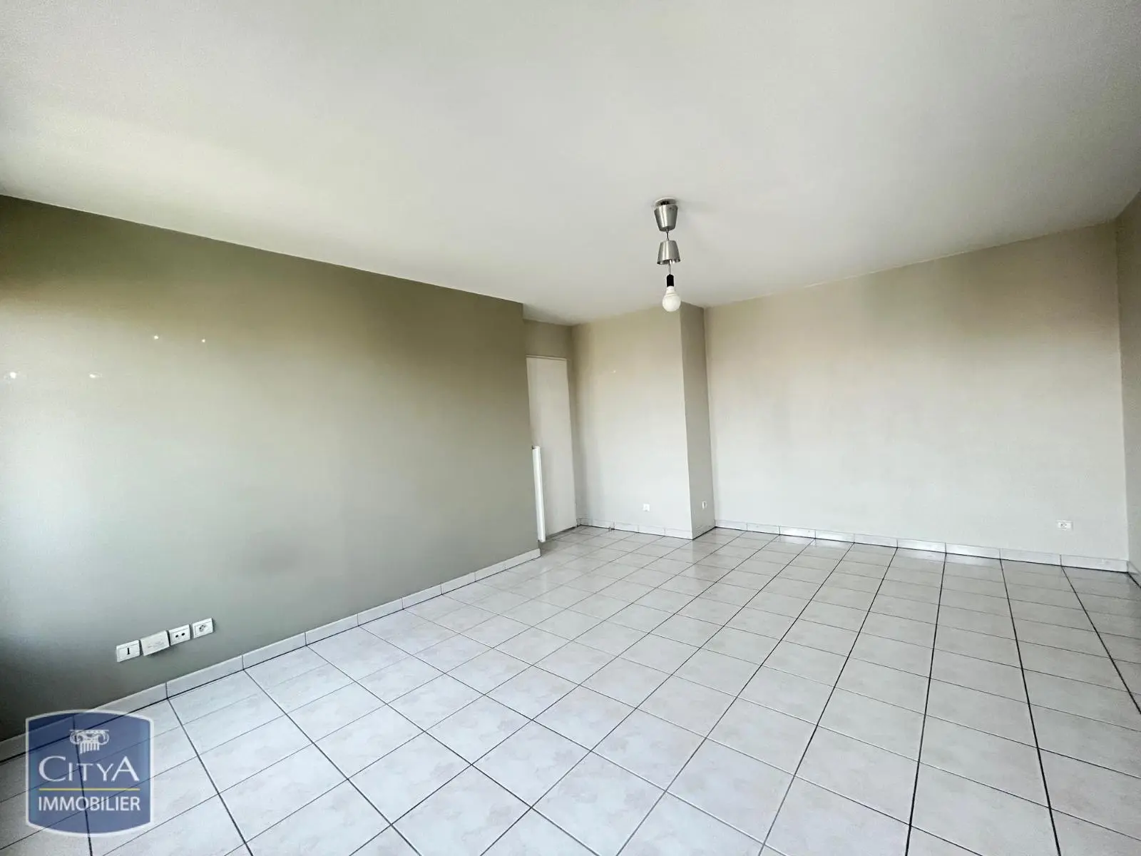 Photo 2 Appartement 2 pièces 45.82m²
