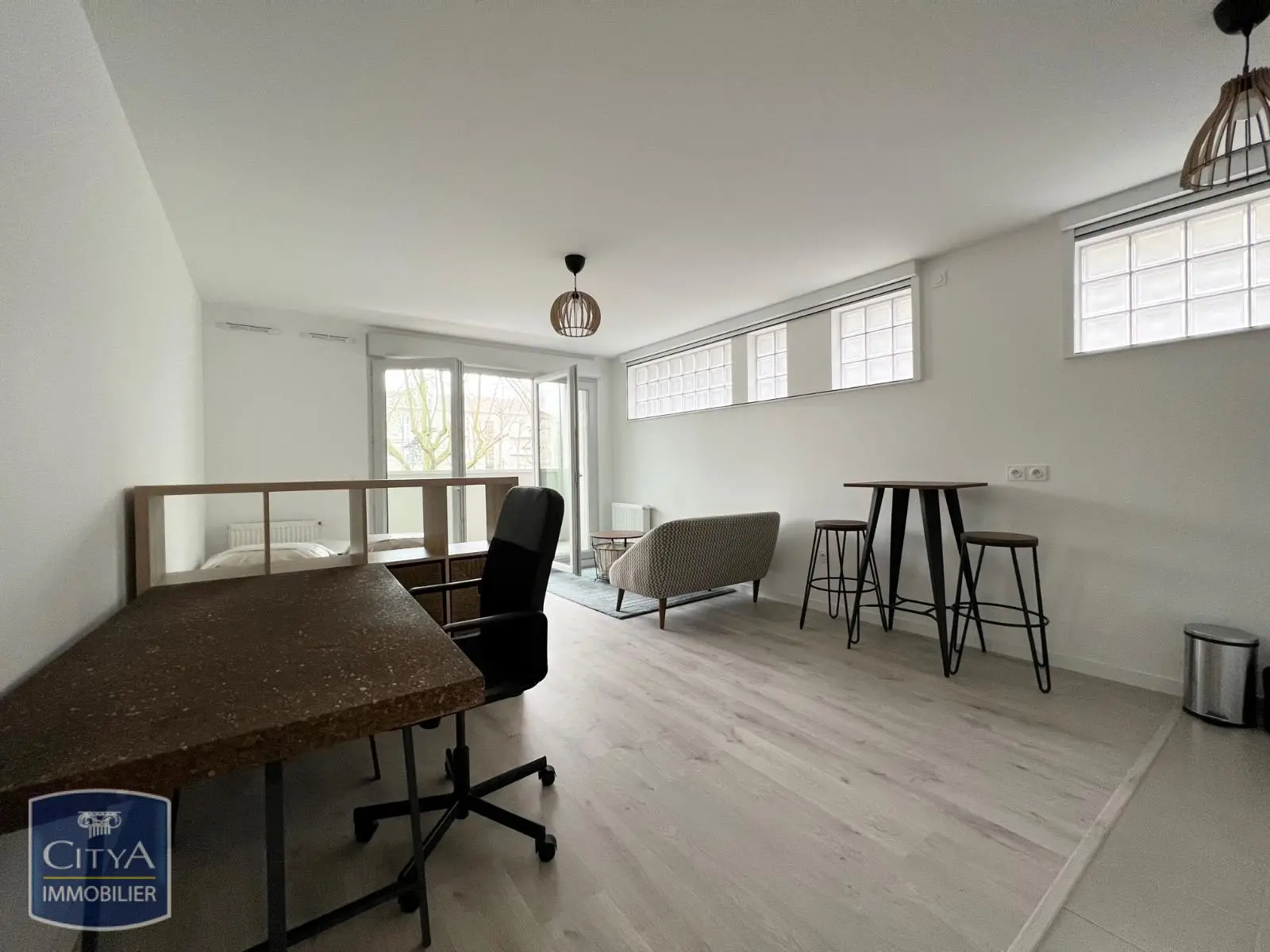 Photo 2 Appartement 1 pièce 33.12m²