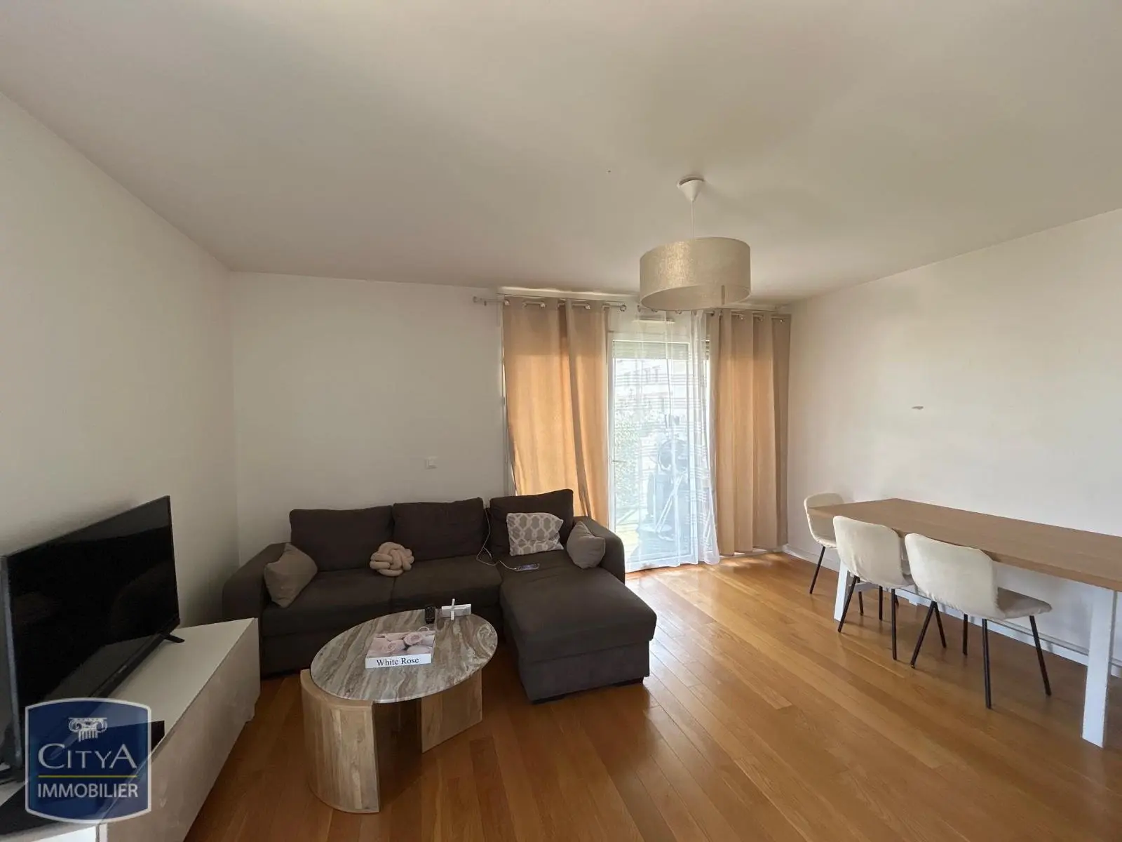 Photo 1 Appartement 2 pièces 55.1m²