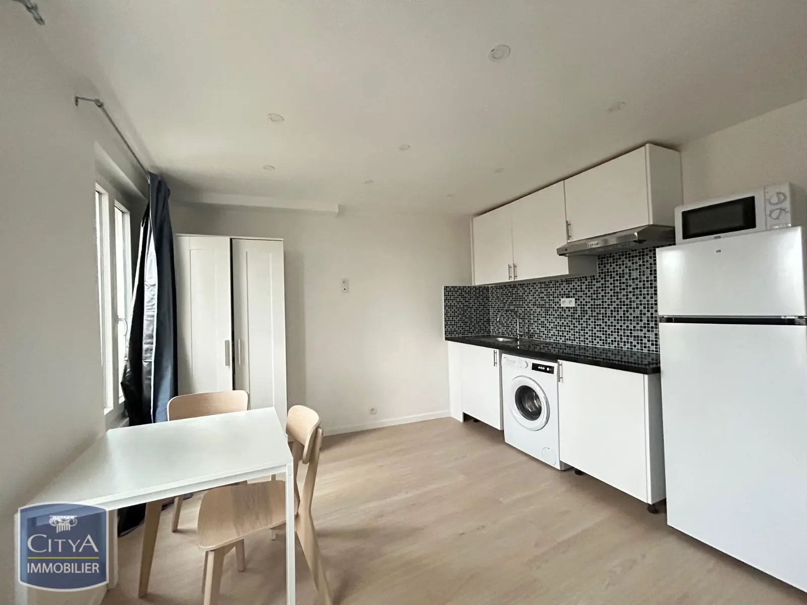 Photo 3 Appartement 1 pièce 18.99m²