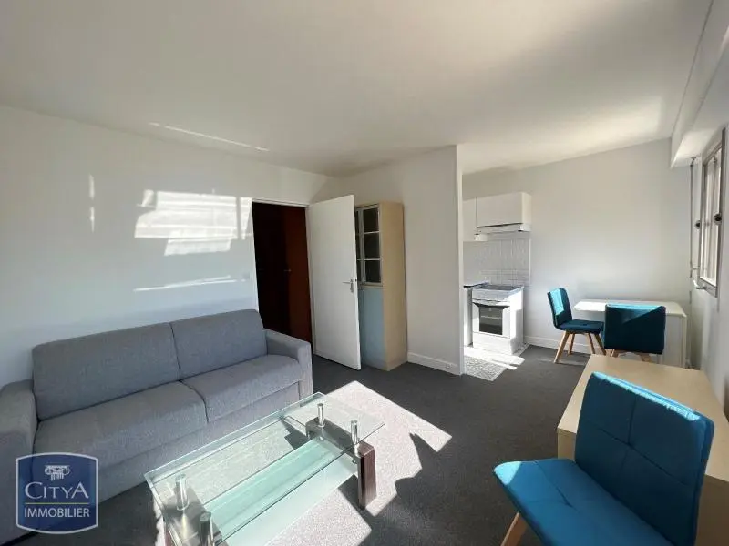 Photo 1 Appartement 1 pièce 24.45m²
