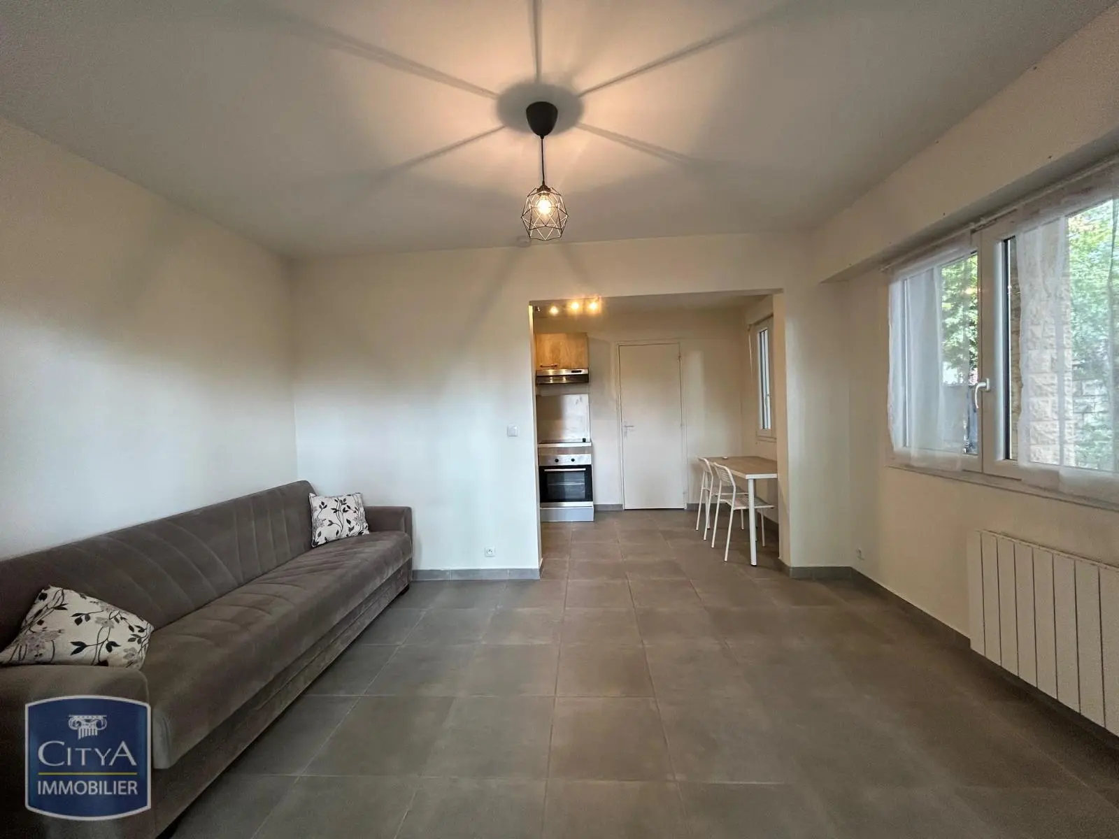 Photo 1 Appartement 1 pièce 25.03m²