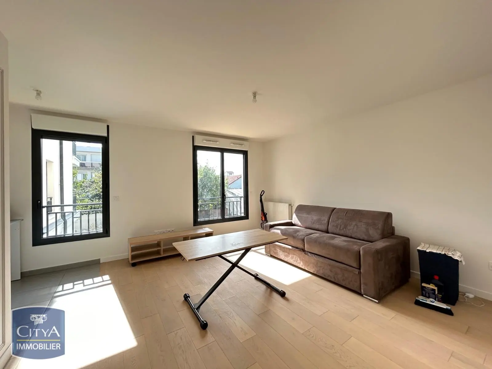 Photo 1 Appartement 1 pièce 28.3m²