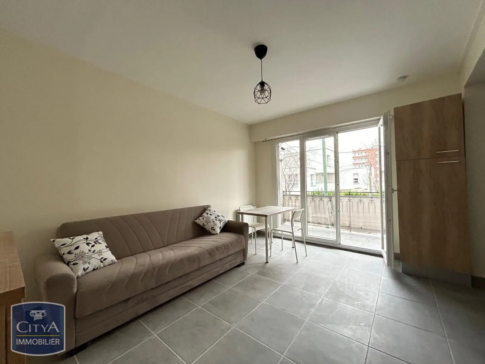 Photo 1 Appartement 1 pièce 20.16m²