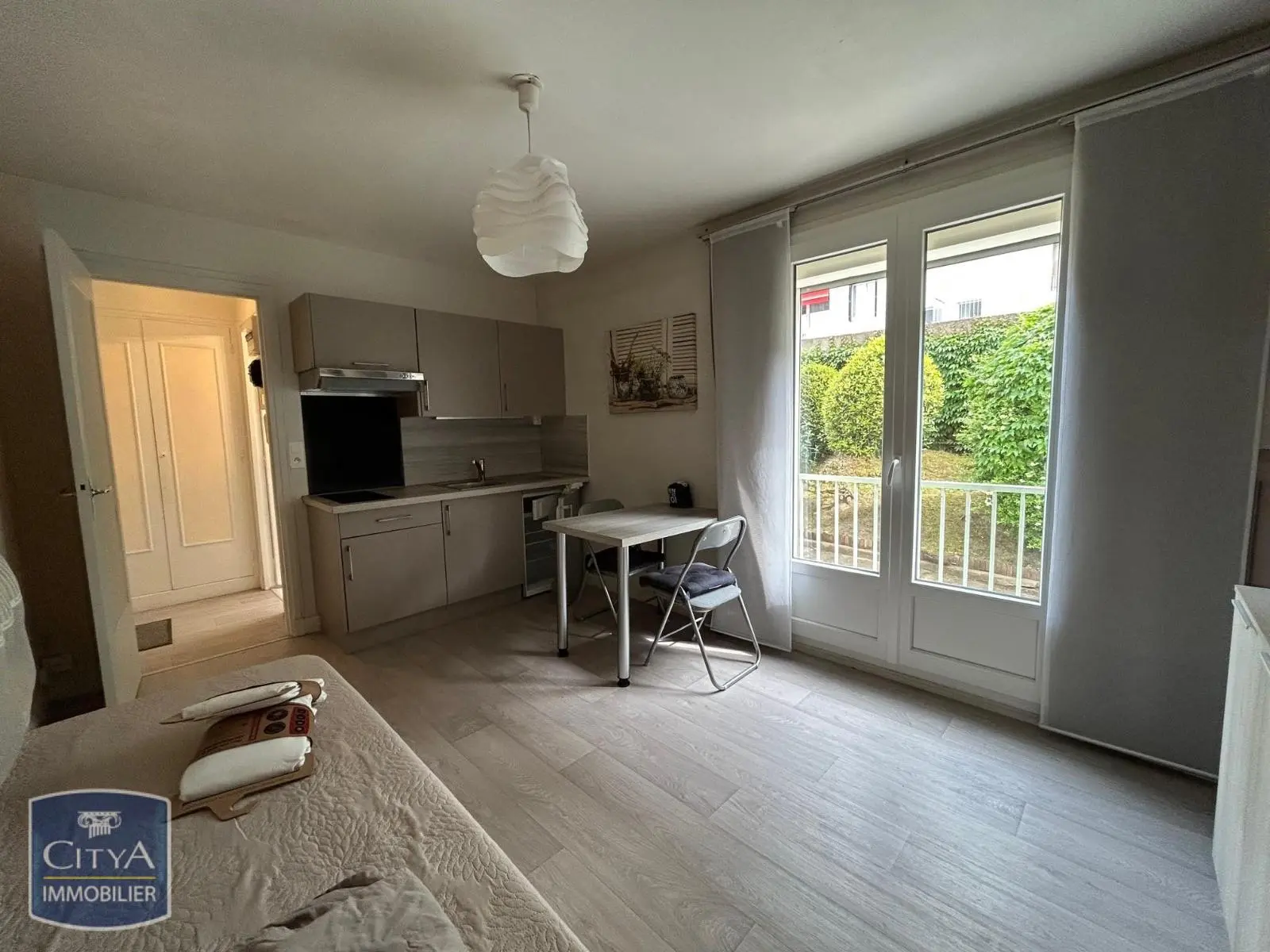 Photo 2 Appartement 1 pièce 18.52m²
