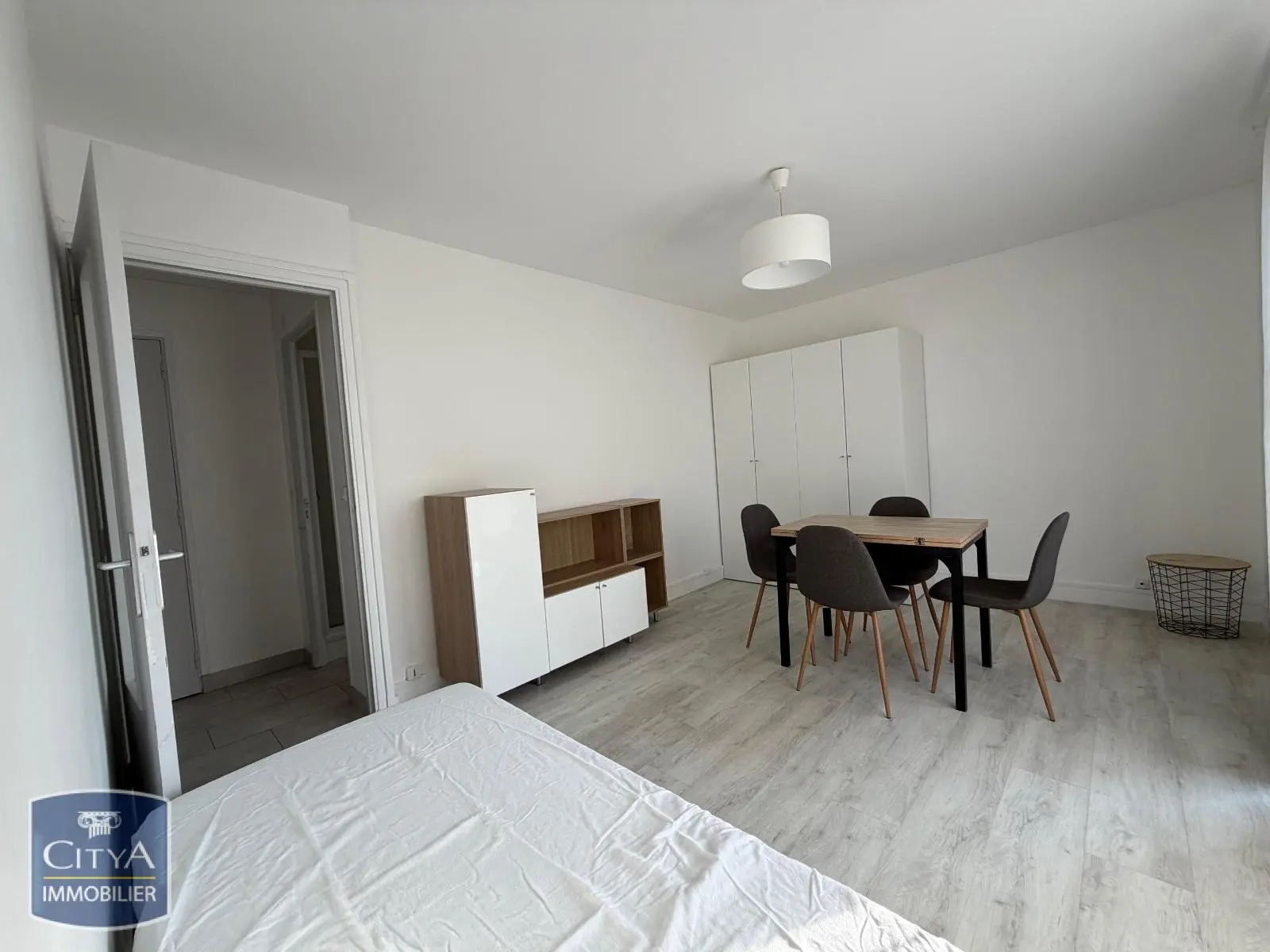 Photo 2 Appartement 1 pièce 30m²