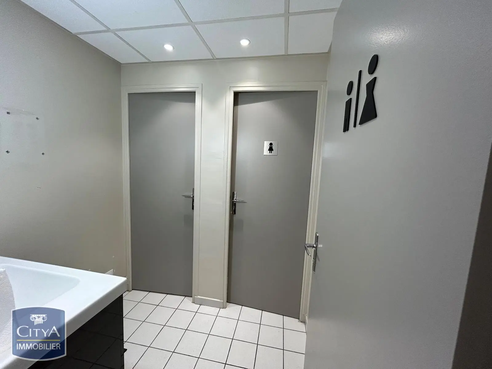 Photo 8 Local Commercial 117m²