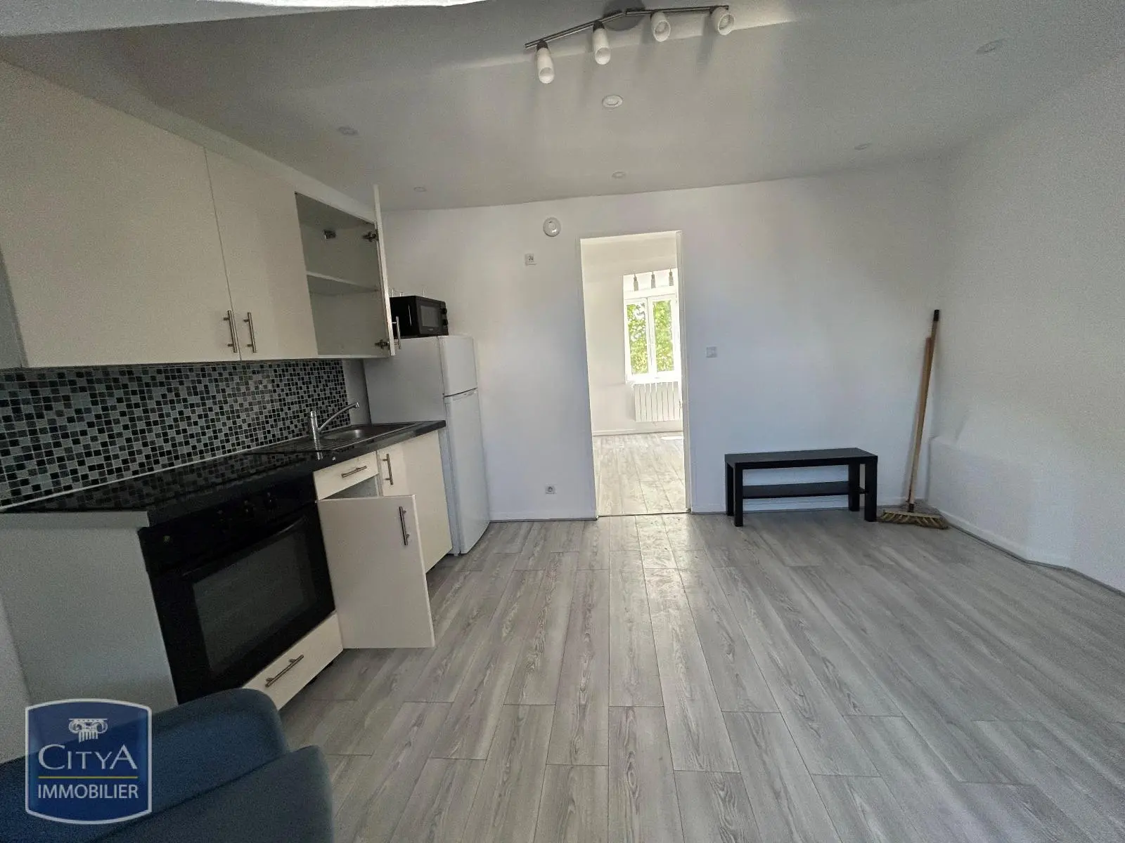 Photo 3 Appartement 1 pièce 24.35m²