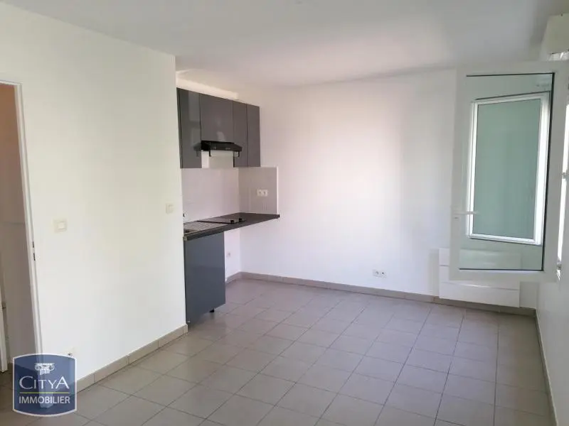 Photo 1 Appartement 1 pièce 24.62m²