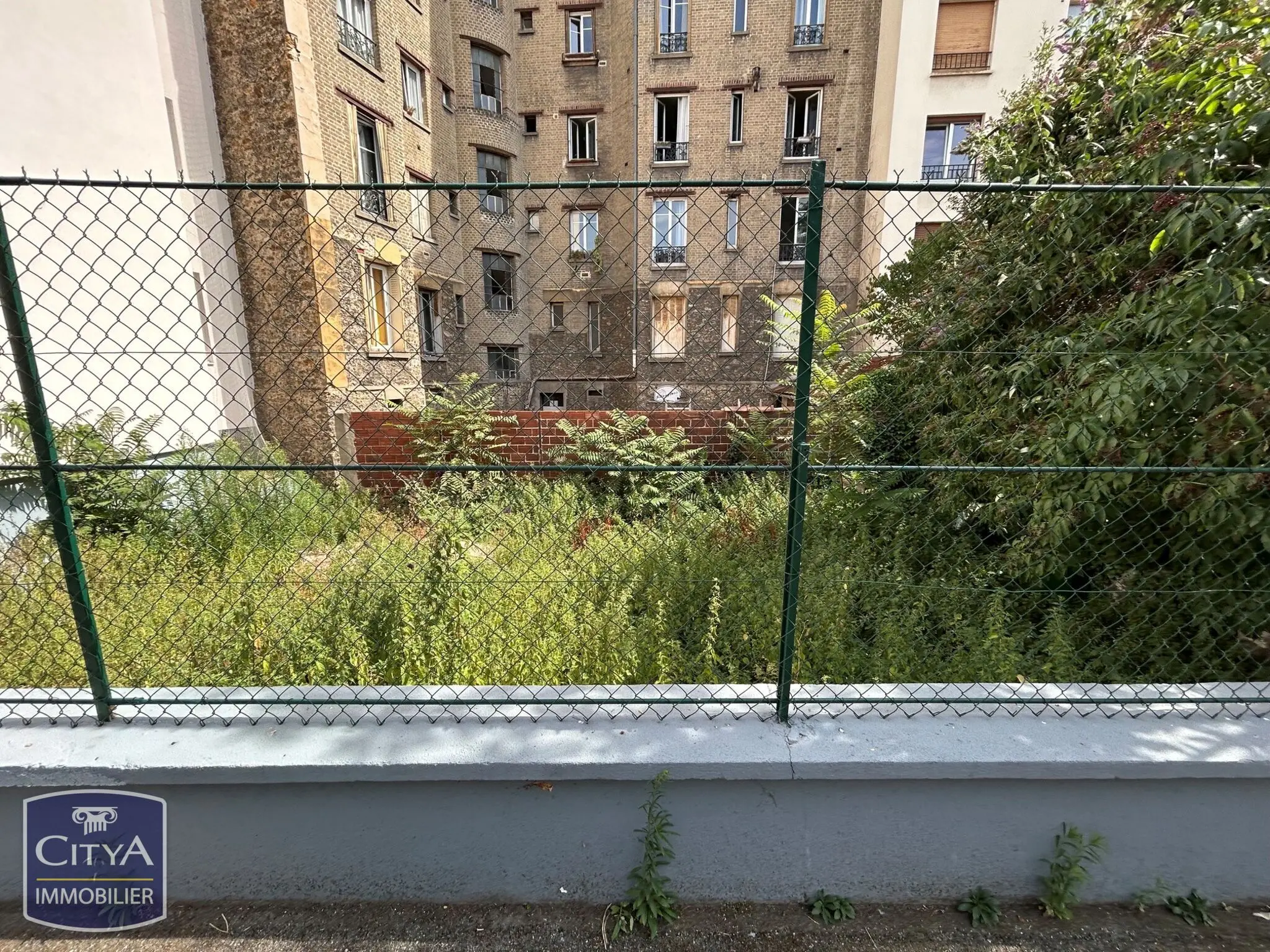 Photo 1 Terrain